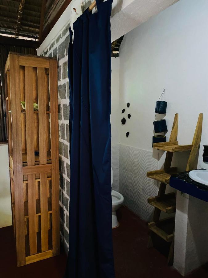 Tamarin Lodge Ampangorinana Extérieur photo