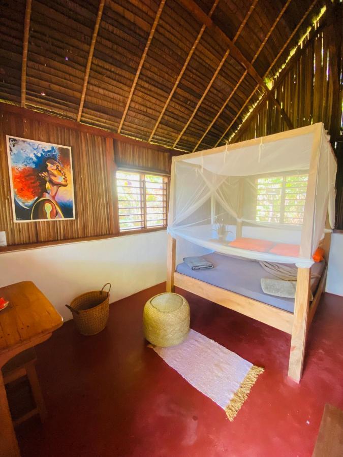 Tamarin Lodge Ampangorinana Extérieur photo