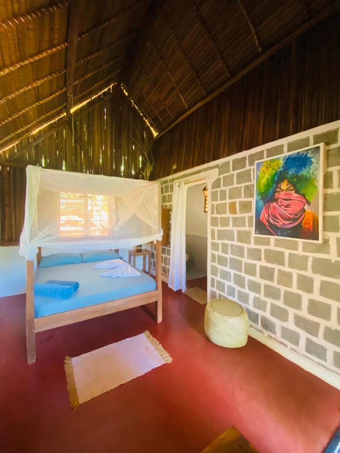 Tamarin Lodge Ampangorinana Extérieur photo