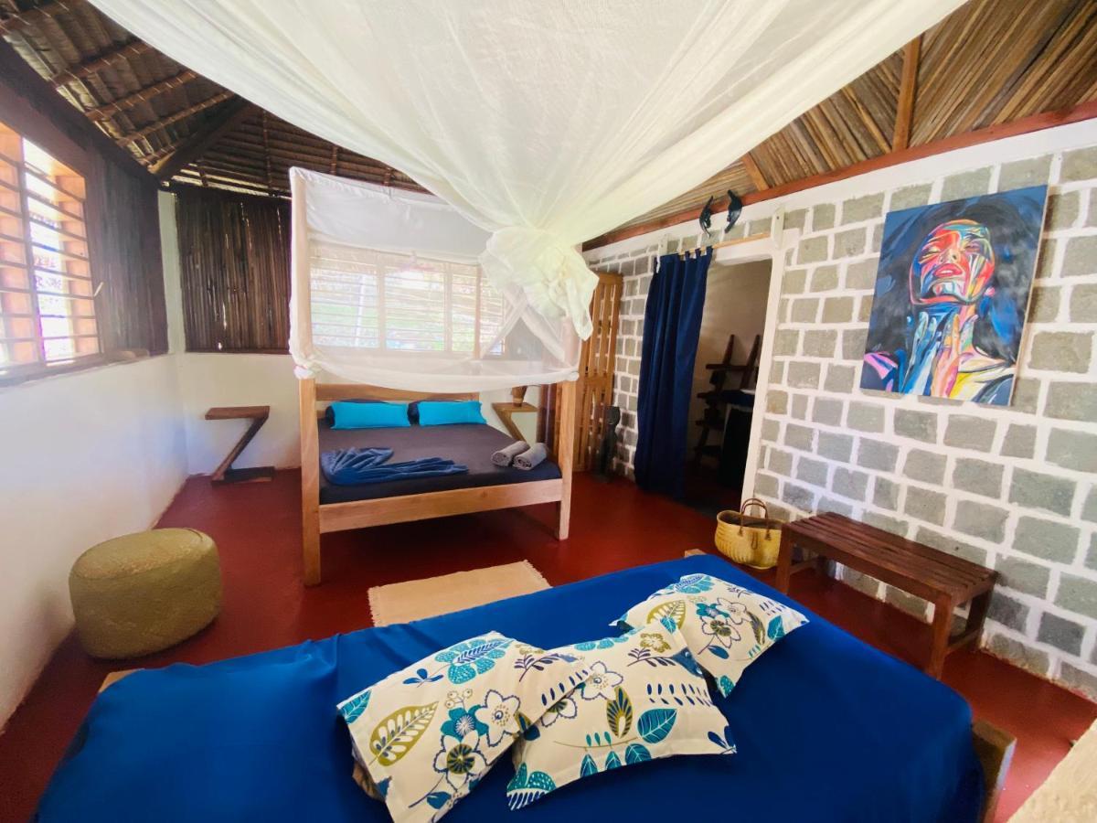 Tamarin Lodge Ampangorinana Extérieur photo