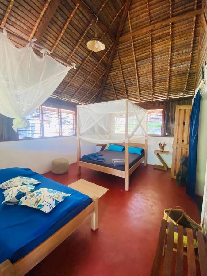 Tamarin Lodge Ampangorinana Extérieur photo